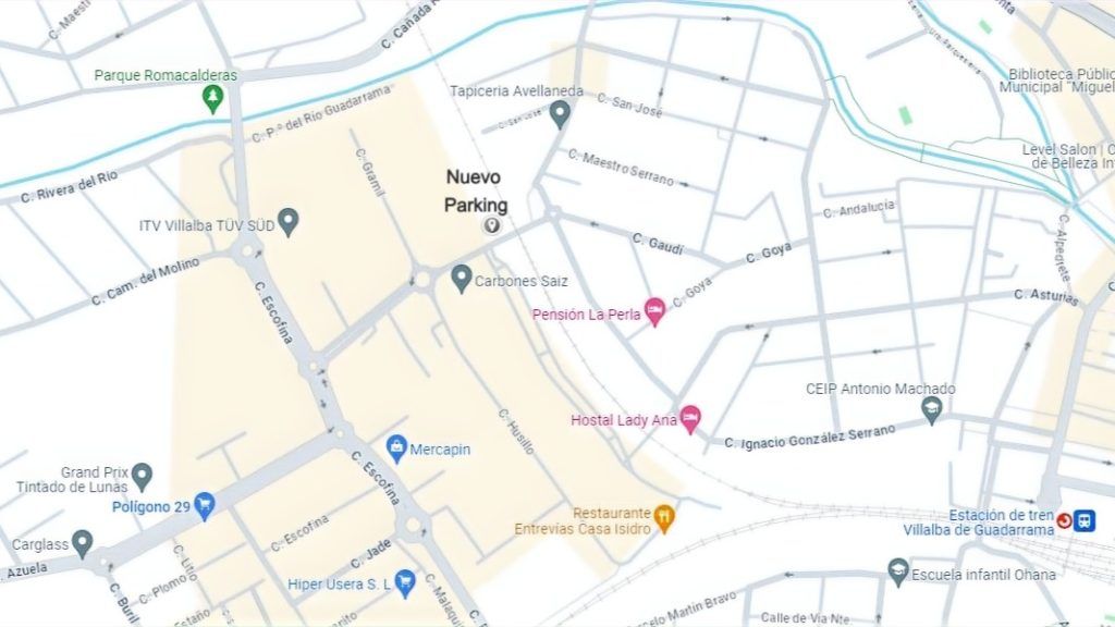 Nueva zona de aparcamiento en Villalba