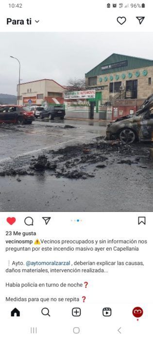 Incendio de vehículos en Polígono Capellanía de Moralzarzal