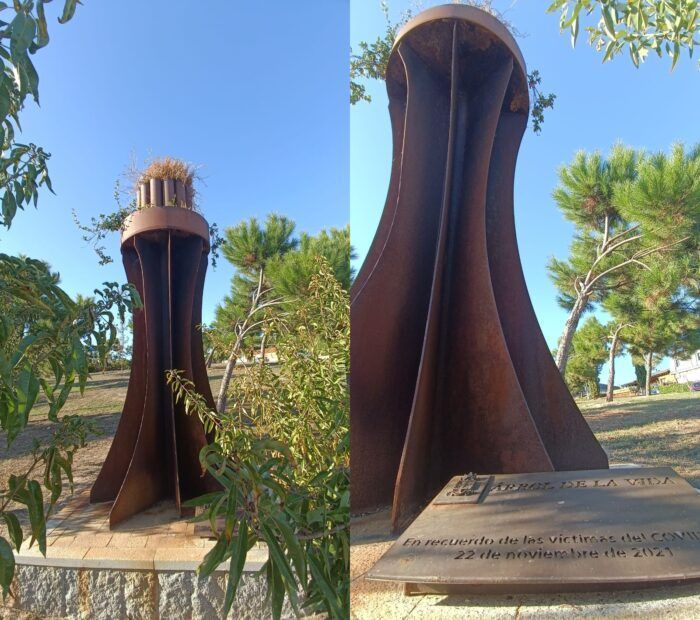 Árbol de la vida en honor de los fallecidos por el Covid