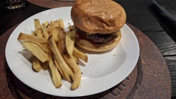 Hamburguesas en Moralzarzal. Restaurante La Terna