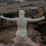 Lee más sobre el artículo El Cristo de 37 metros en Boadilla del Monte en Madrid